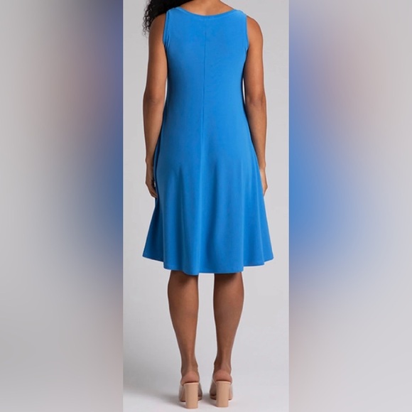 New SYMPLI size 4 Nu Tank Dress Short in the colour Marine - Picture 8 of 8